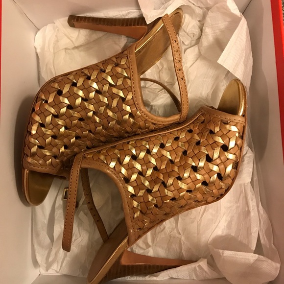 COACH SHOES - Picture 3 of 3